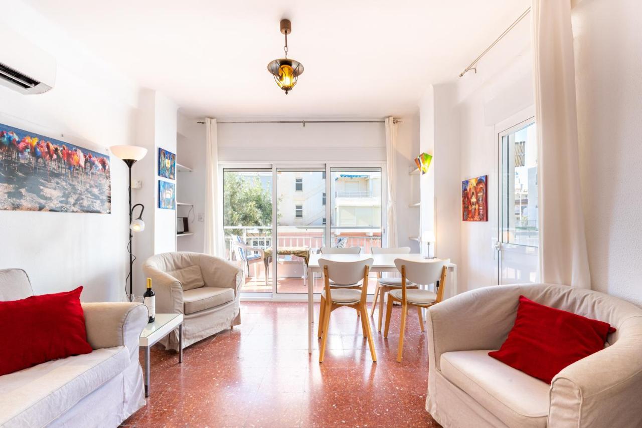 Seafront Apartment Torre Del Mar Esterno foto
