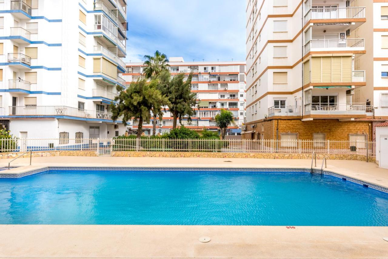 Seafront Apartment Torre Del Mar Esterno foto
