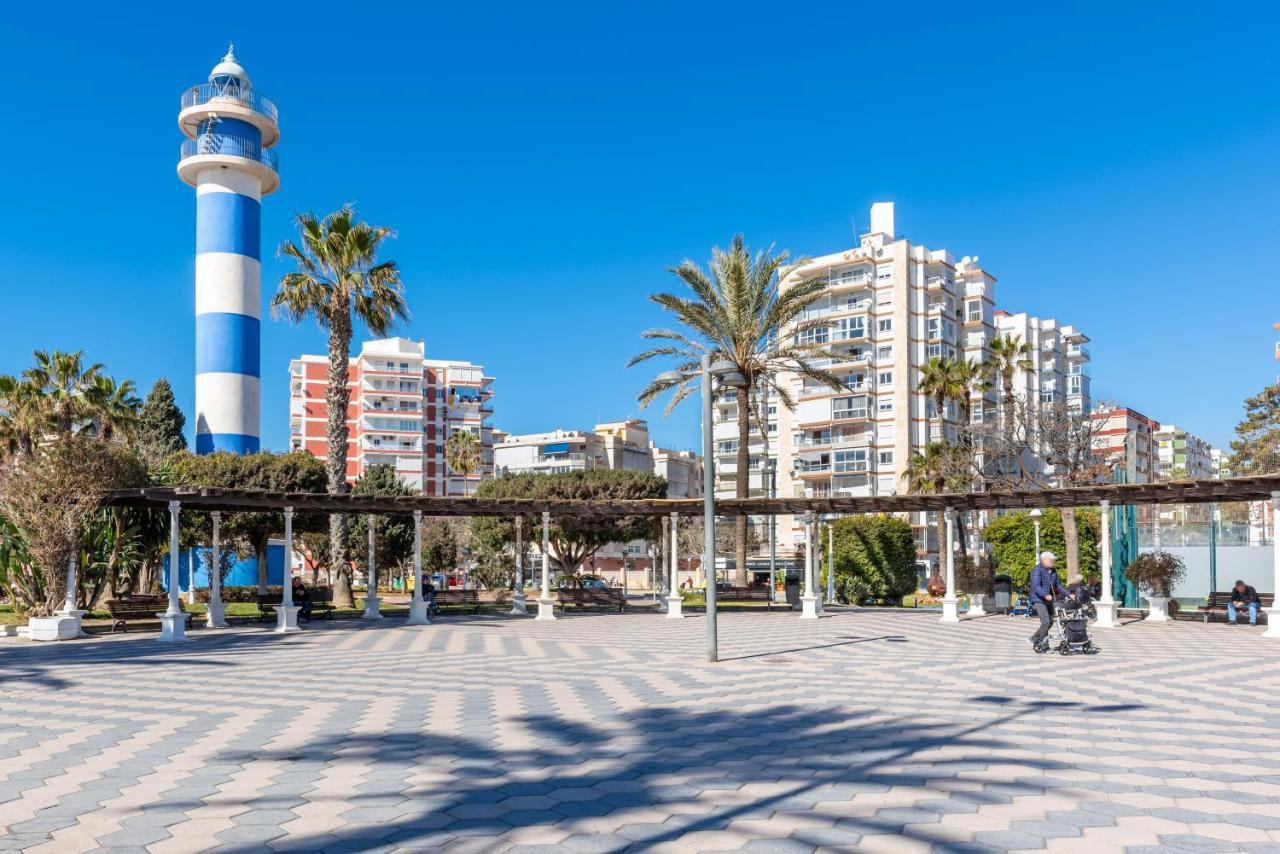 Seafront Apartment Torre Del Mar Esterno foto