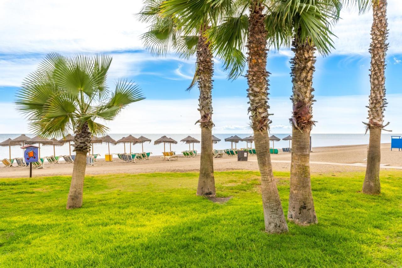 Seafront Apartment Torre Del Mar Esterno foto