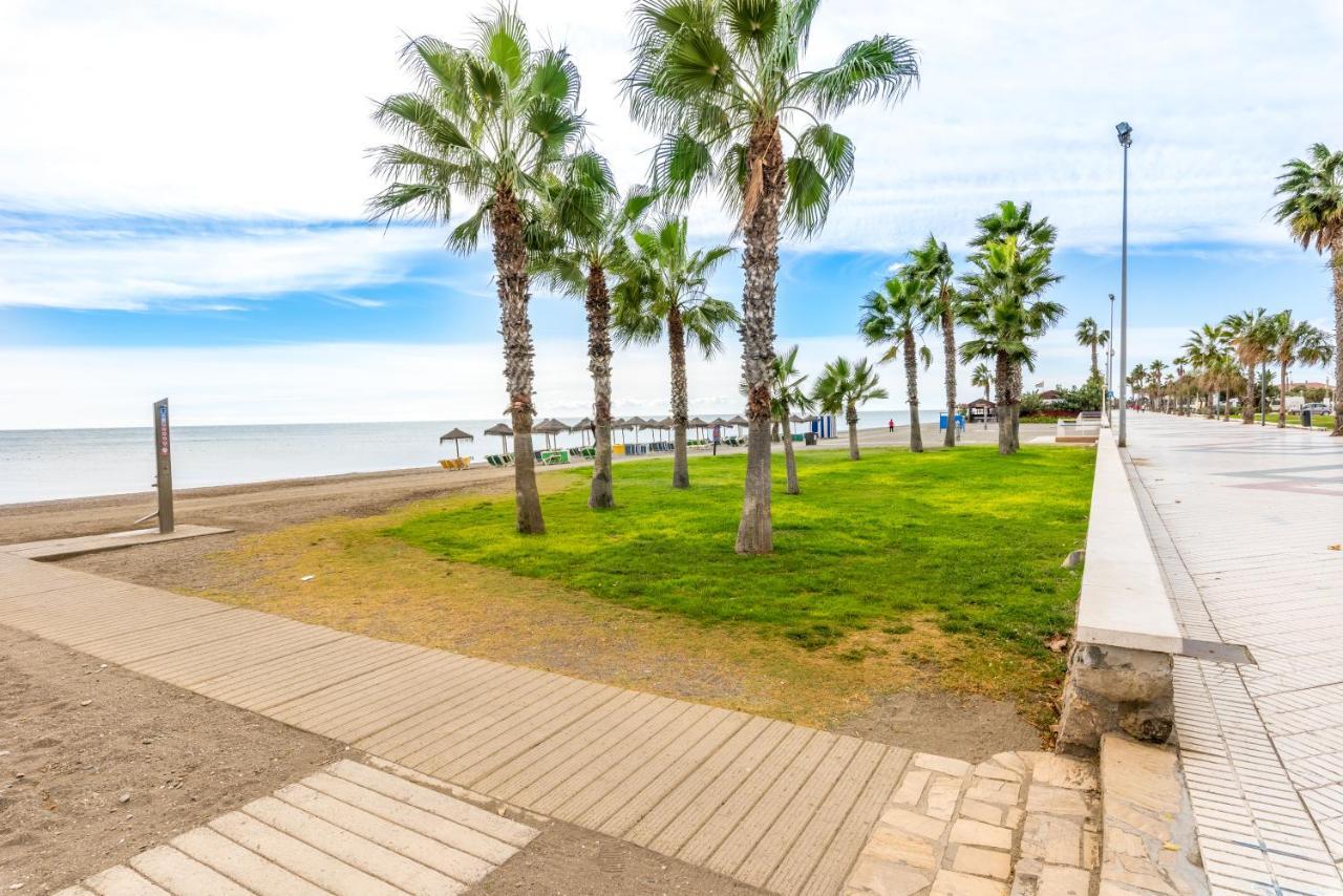 Seafront Apartment Torre Del Mar Esterno foto
