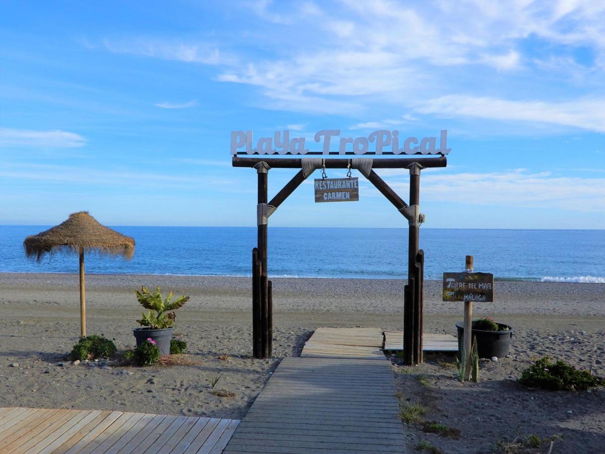 Seafront Apartment Torre Del Mar Esterno foto